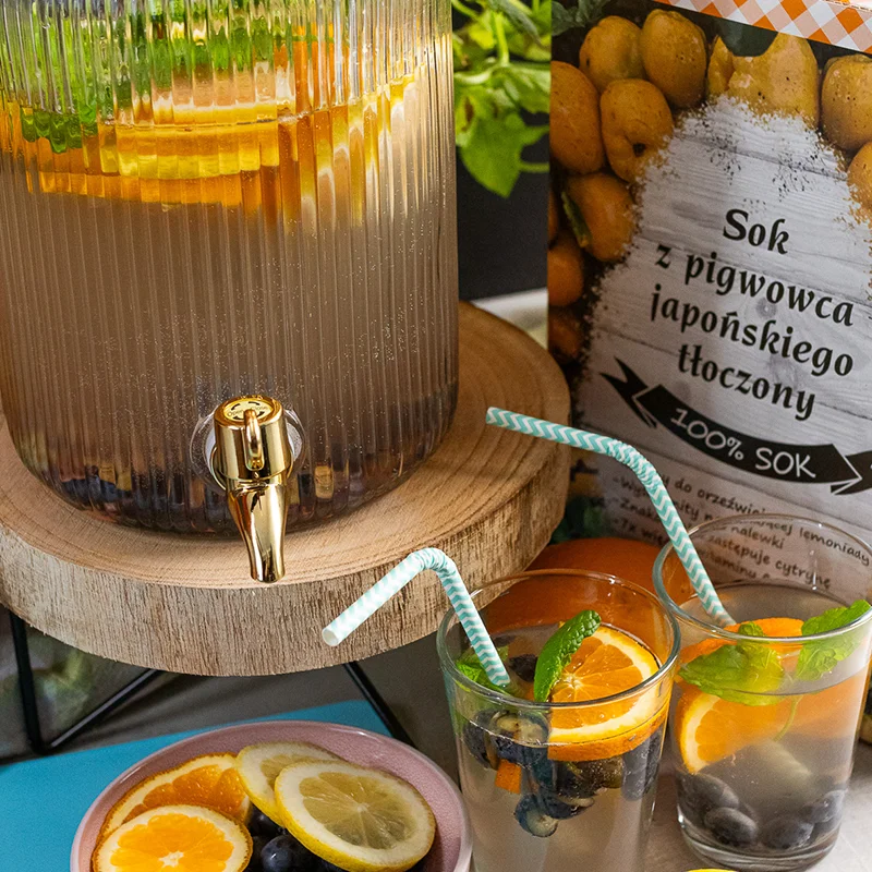 Lemoniada z pigwowca japońskiego